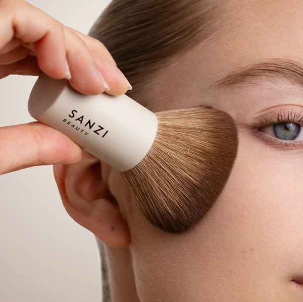 Kabuki Brush 10